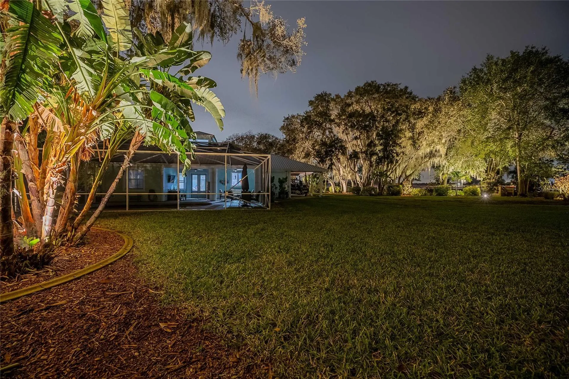 2424 Burns Avenue Lake Wales FL 33898