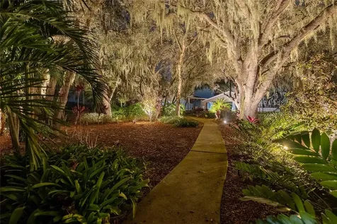 2424 Burns Avenue Lake Wales FL 33898