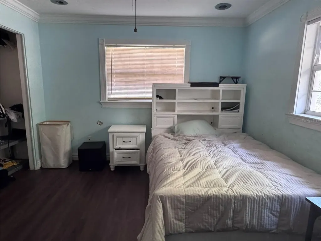 145 Mimosa Drive Sarasota FL 34232