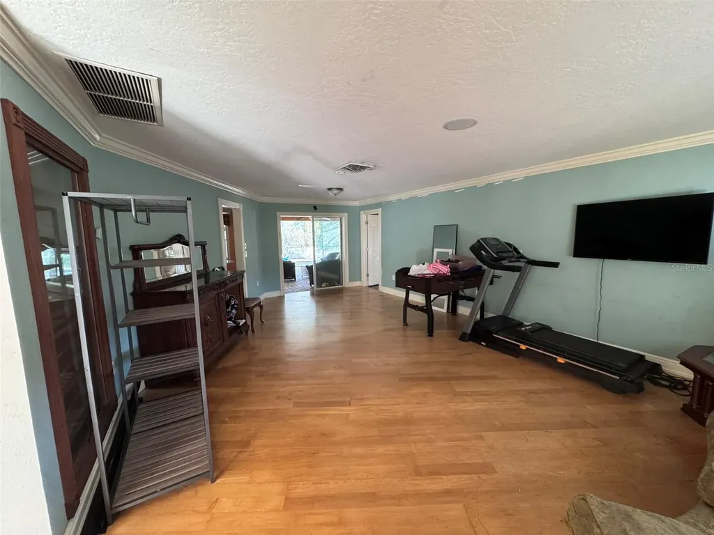 145 Mimosa Drive Sarasota FL 34232