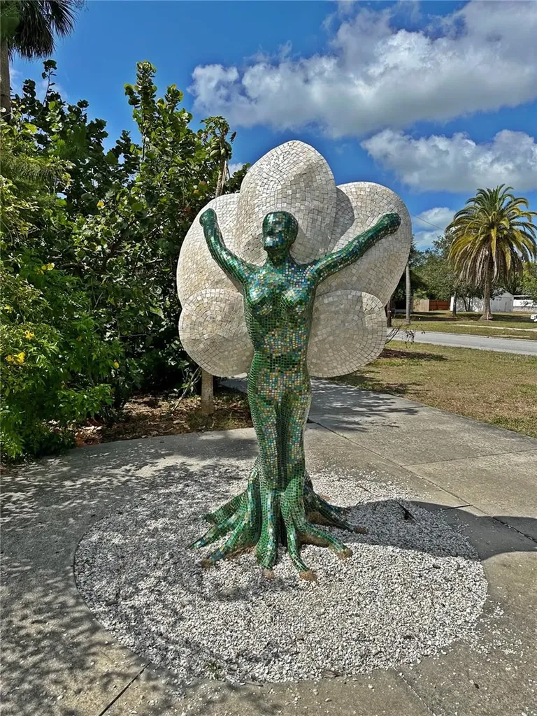 5925 Shore Boulevard S Gulfport FL 33707