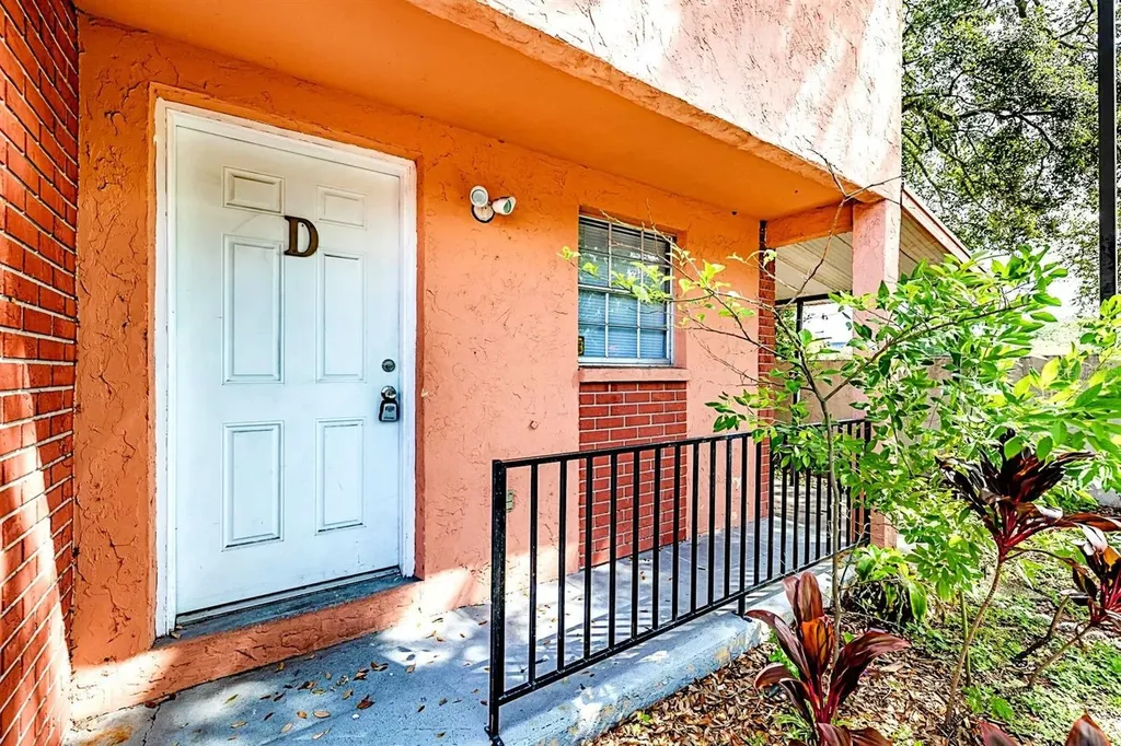 2507 W Virginia Avenue Tampa FL 33607