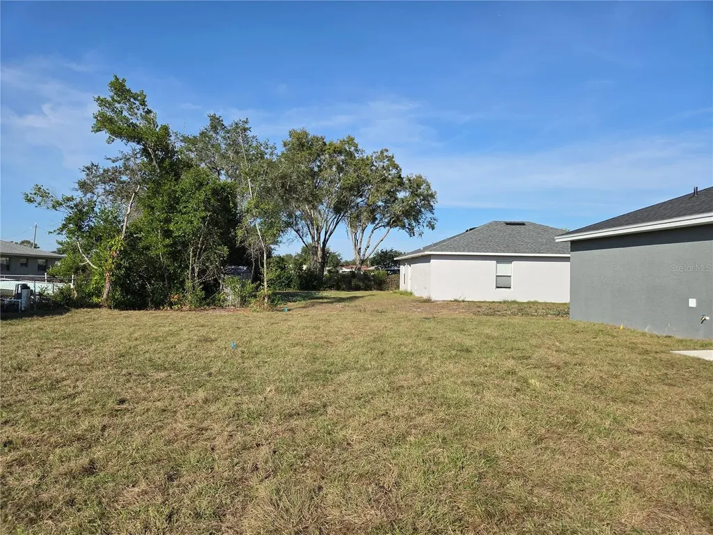 135 Pierce Street Lake Wales FL 33859