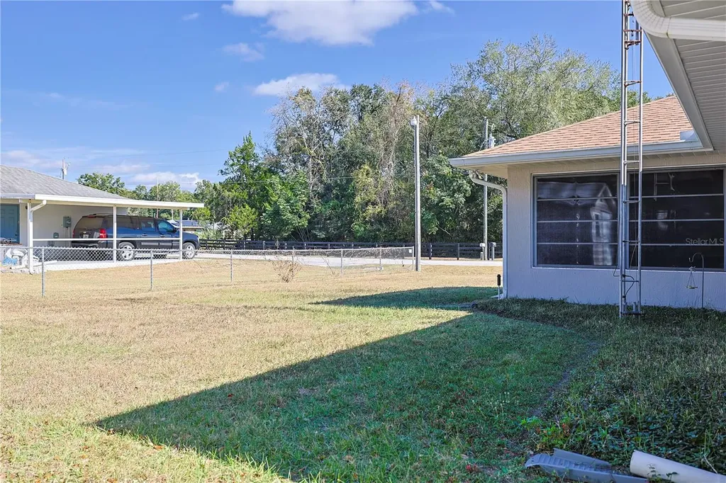 8783 SE 156 Place Summerfield FL 34491