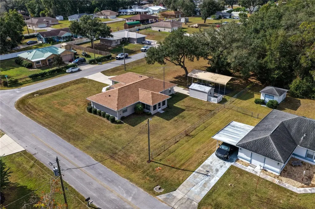 8783 SE 156 Place Summerfield FL 34491
