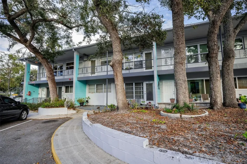 4151 55th Way N Kenneth City FL 33709