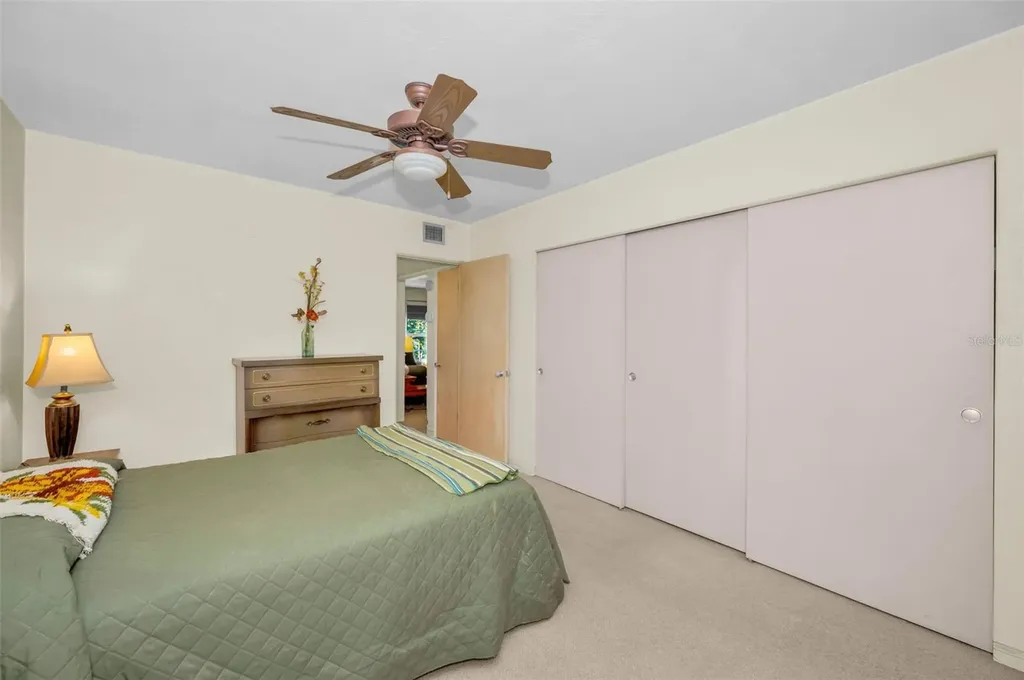 4151 55th Way N Kenneth City FL 33709