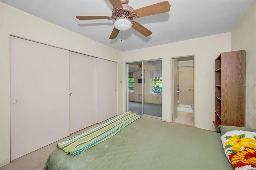 4151 55th Way N Kenneth City FL 33709