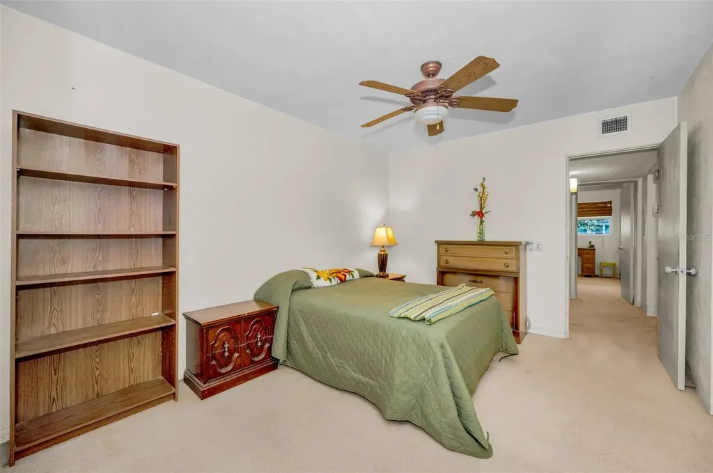 4151 55th Way N Kenneth City FL 33709
