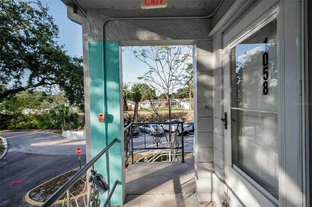 4151 55th Way N Kenneth City FL 33709