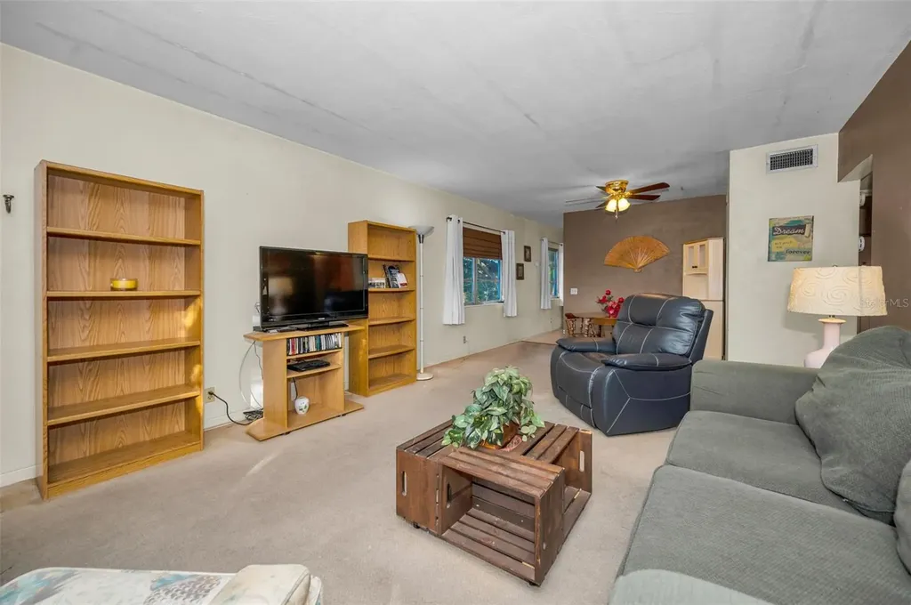 4151 55th Way N Kenneth City FL 33709