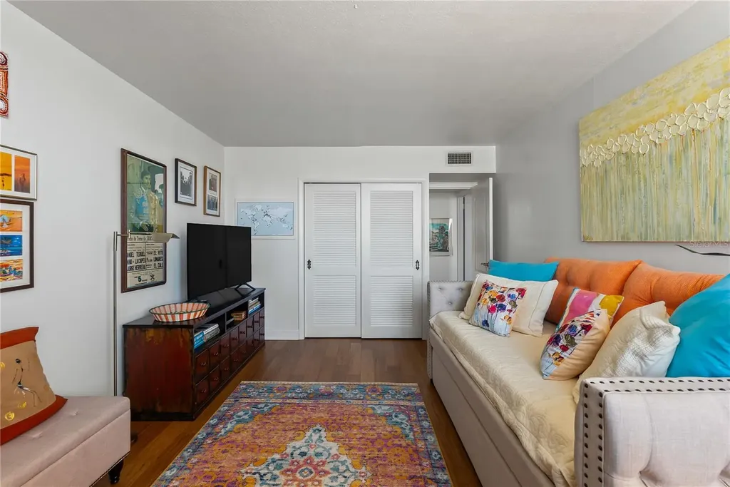 644 Island Way Clearwater Beach FL 33767