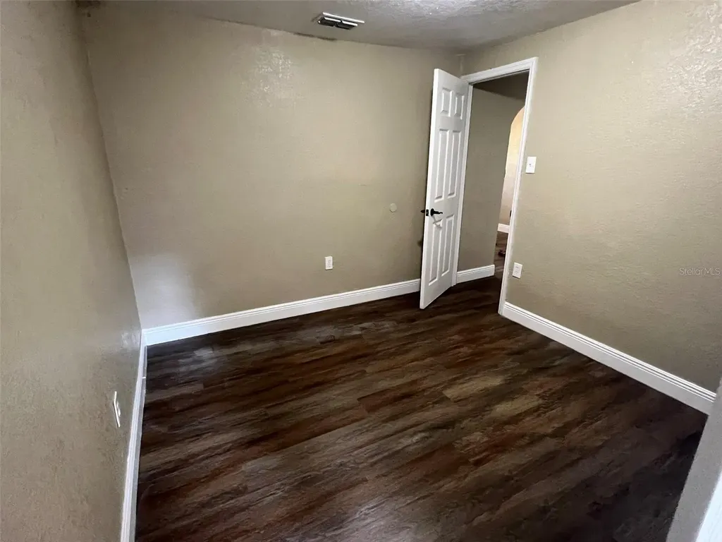 1307 W Kaley Avenue Orlando FL 32805