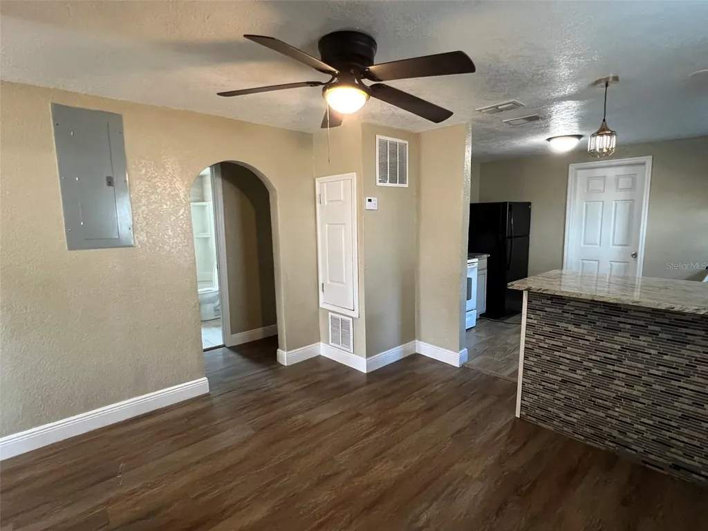 1307 W Kaley Avenue Orlando FL 32805
