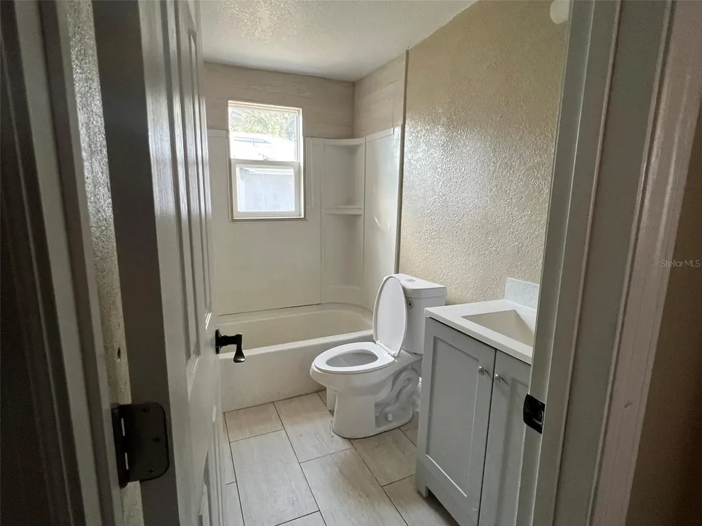 1307 W Kaley Avenue Orlando FL 32805