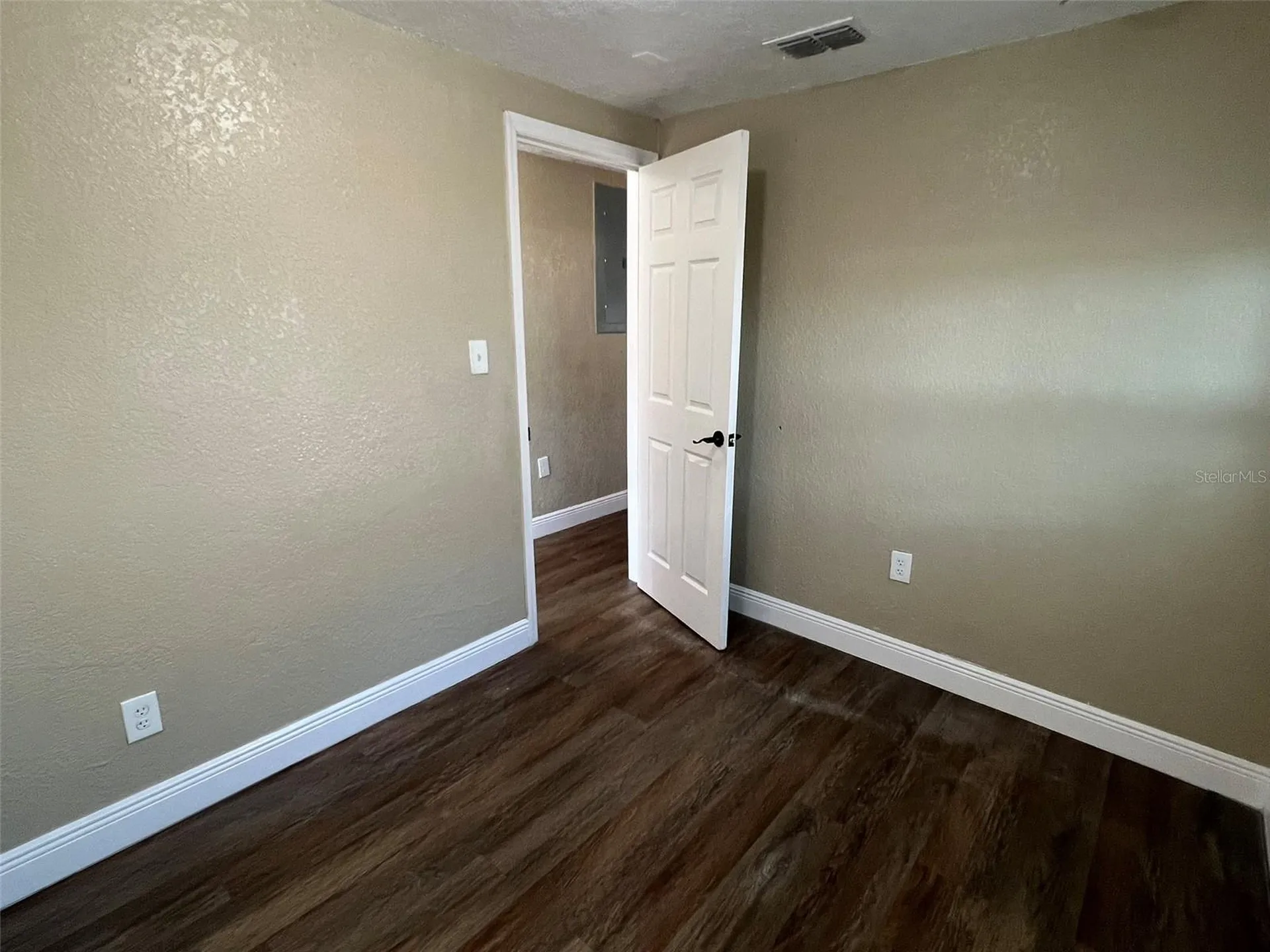 1307 W Kaley Avenue Orlando FL 32805