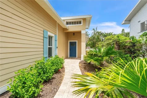 302 67th Street Holmes Beach FL 34217