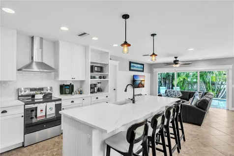 302 67th Street Holmes Beach FL 34217
