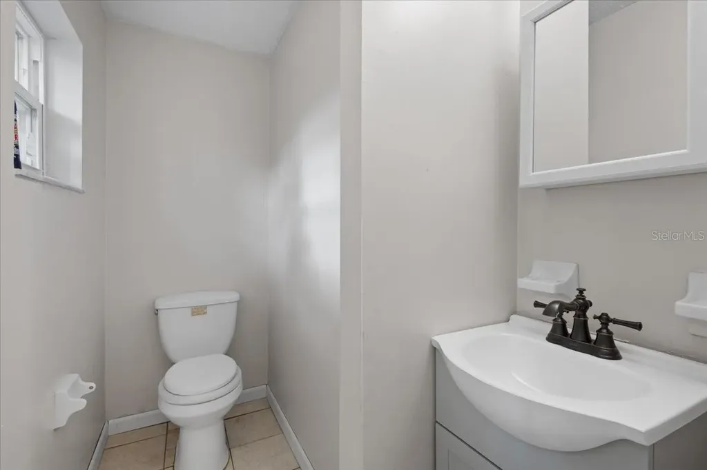 1315 SW 252nd Street Newberry FL 32669