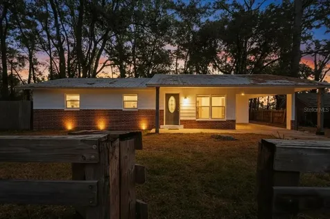 1315 SW 252nd Street Newberry FL 32669