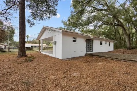 1315 SW 252nd Street Newberry FL 32669