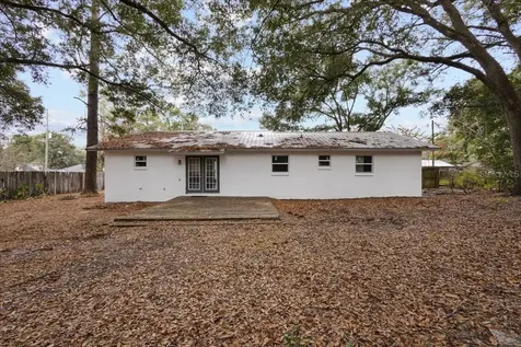 1315 SW 252nd Street Newberry FL 32669