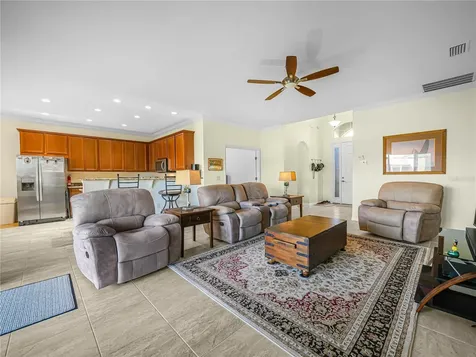 5197 Pebble Beach Boulevard Winter Haven FL 33884