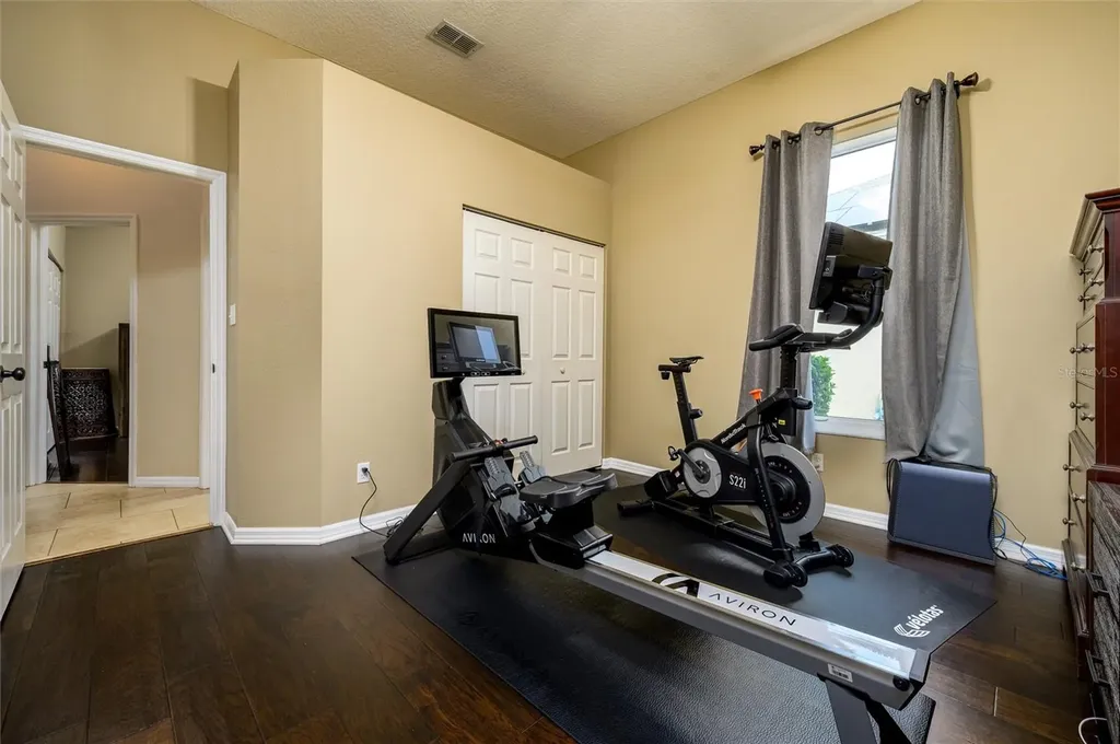 17521 Edinburgh Drive Tampa FL 33647