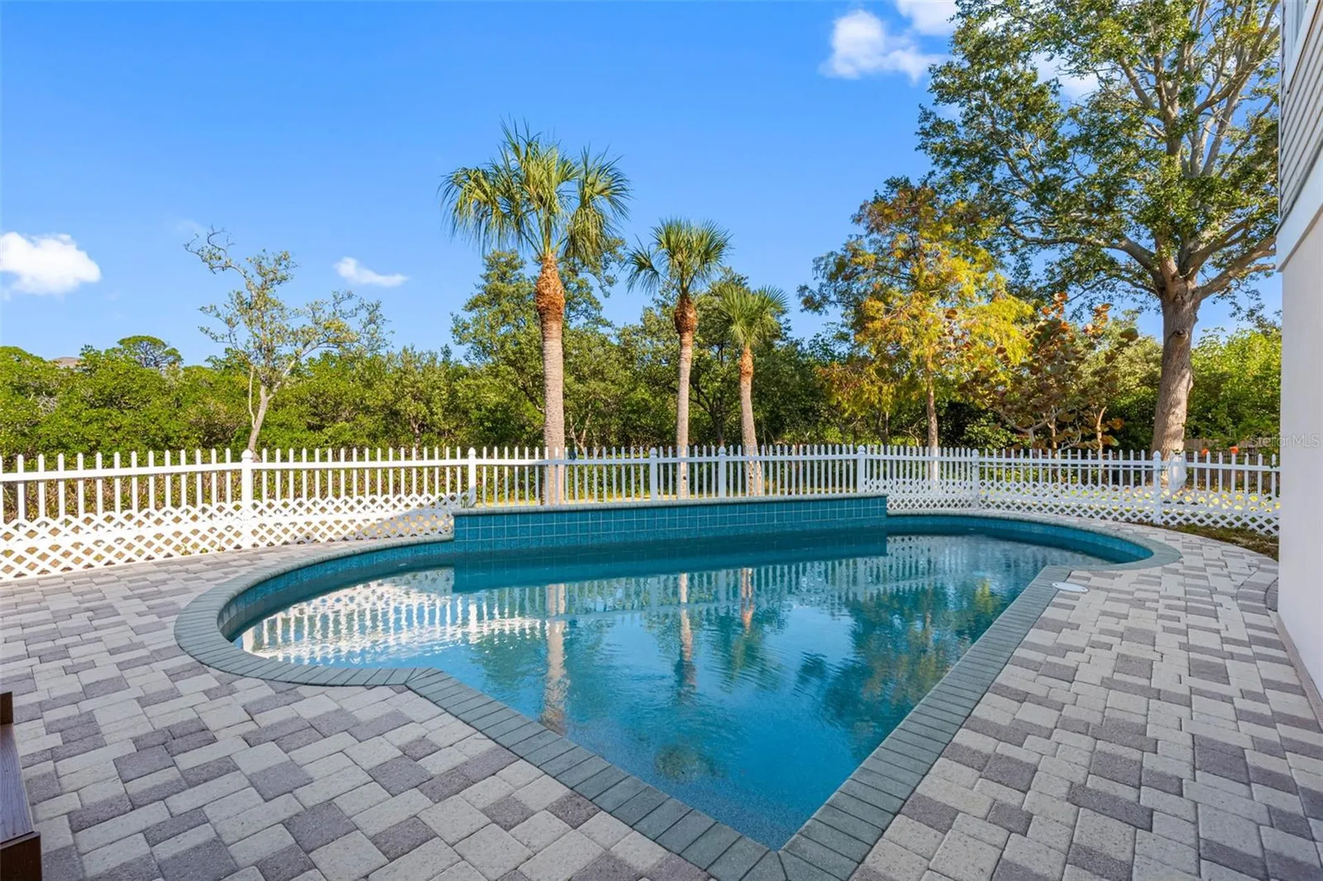 1580 Macchesney Drive Tarpon Springs FL 34689