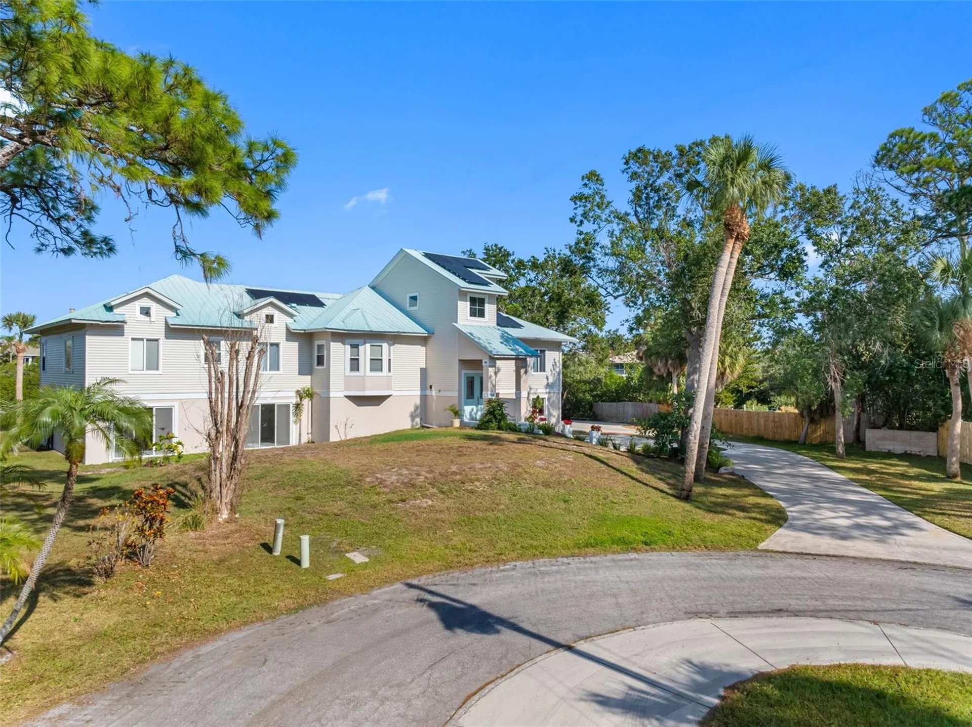 1580 Macchesney Drive Tarpon Springs FL 34689