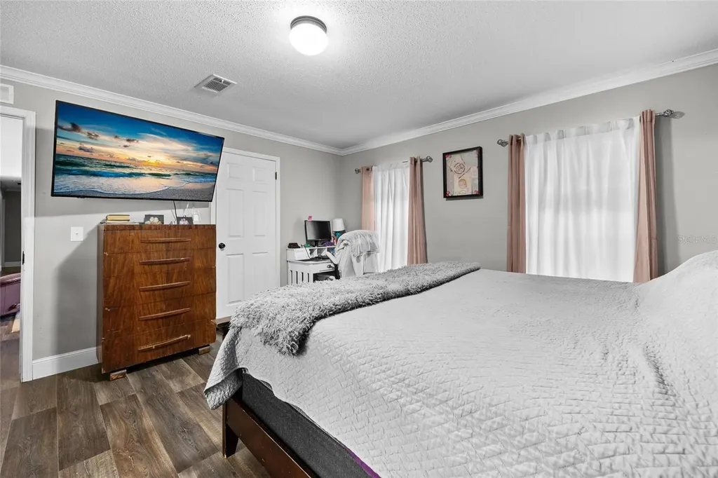 272 SW Old Niblack Avenue Fort White FL 32038
