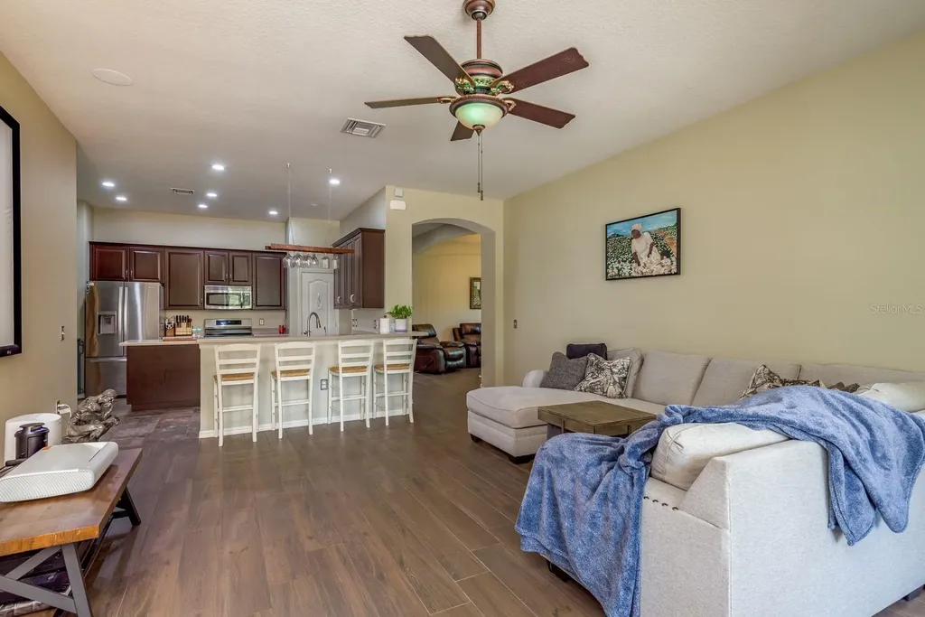 5920 Bramble Bush Court Zephyrhills FL 33541