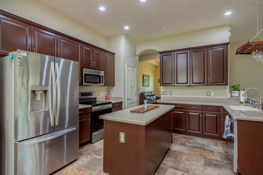 5920 Bramble Bush Court Zephyrhills FL 33541