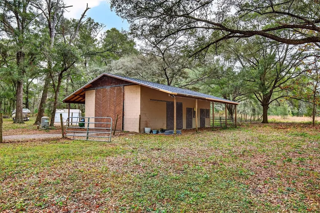 11795 SW Highway 484 Dunnellon FL 34432