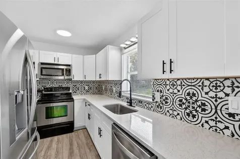 3034 Touraine Avenue Orlando FL 32812