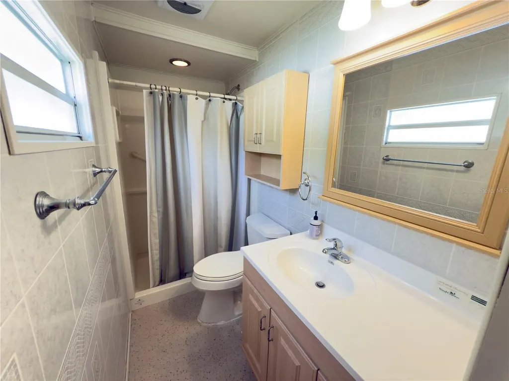 539 Mount Piney Avenue NE St Petersburg FL 33702