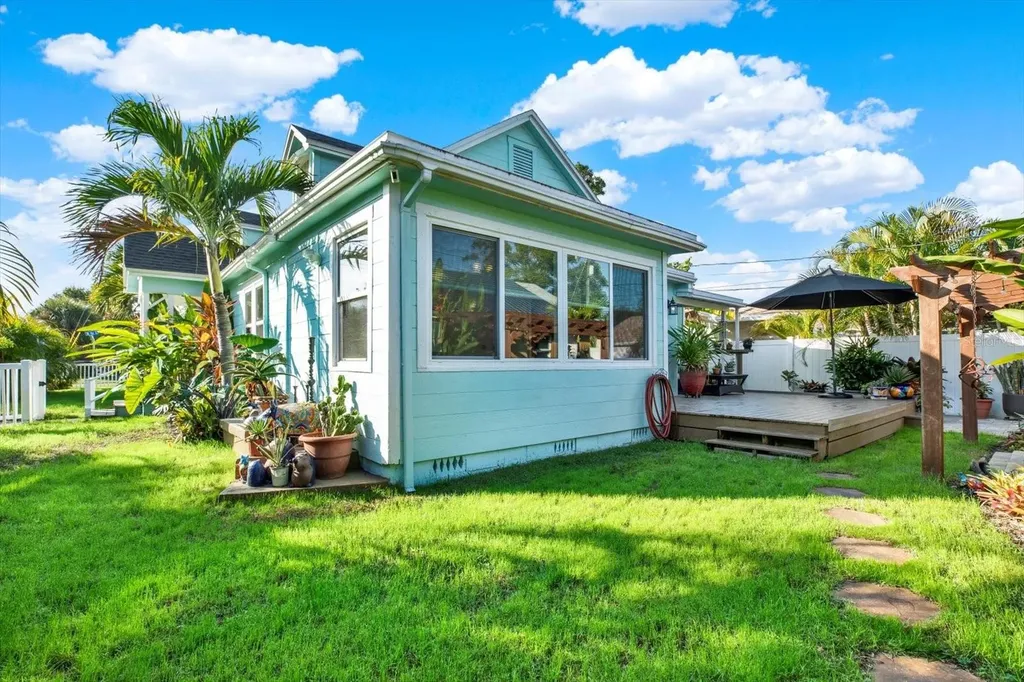 5201 18th Avenue S Gulfport FL 33707