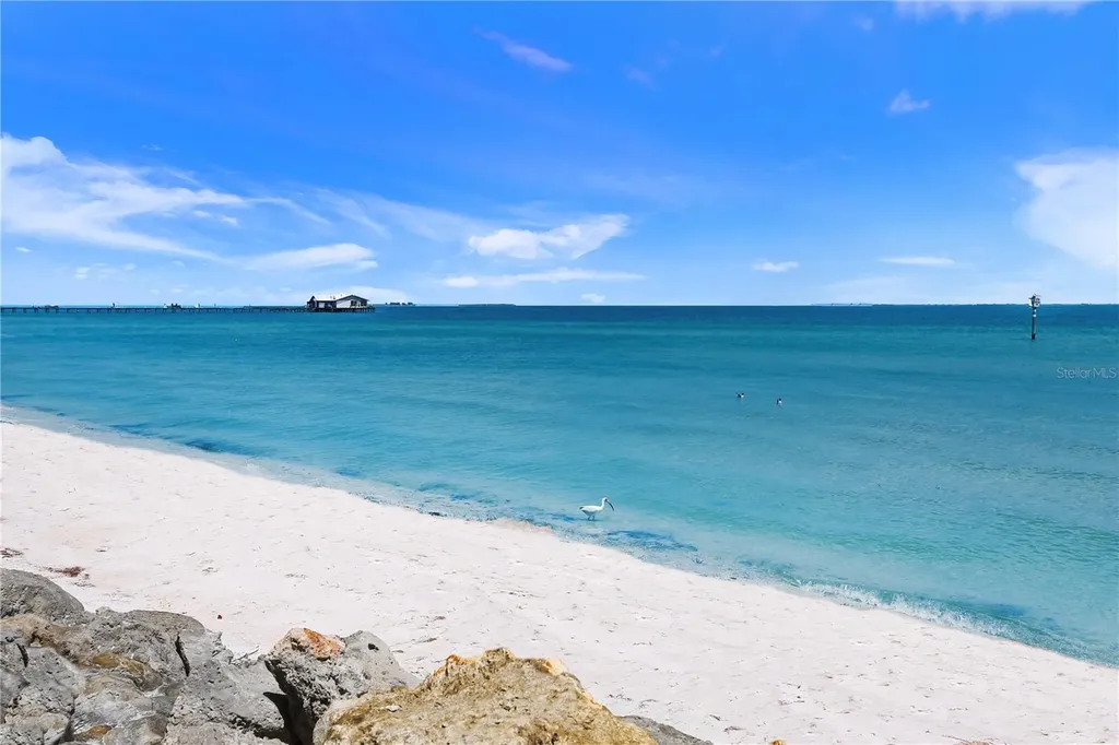 104 Sunset Lane Holmes Beach FL 34217