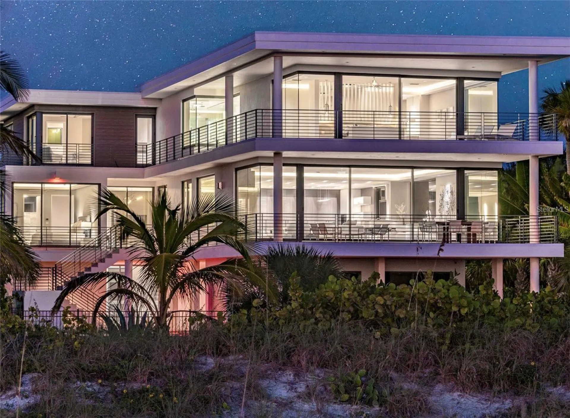 104 Sunset Lane Holmes Beach FL 34217