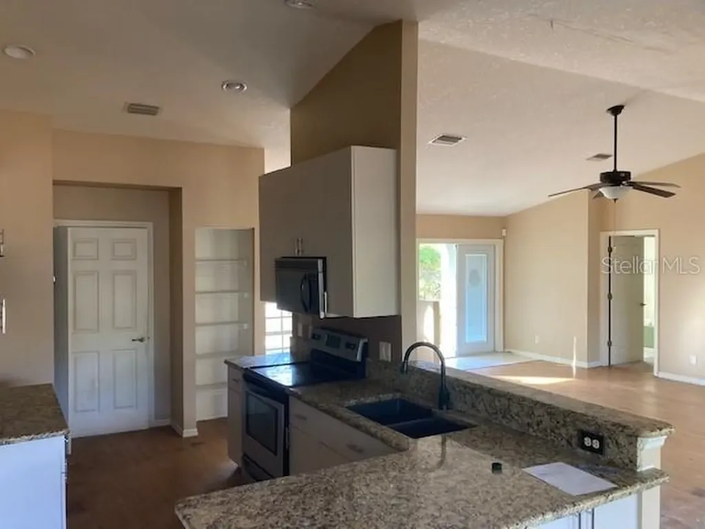 2446 Altoona Avenue North Port FL 34286