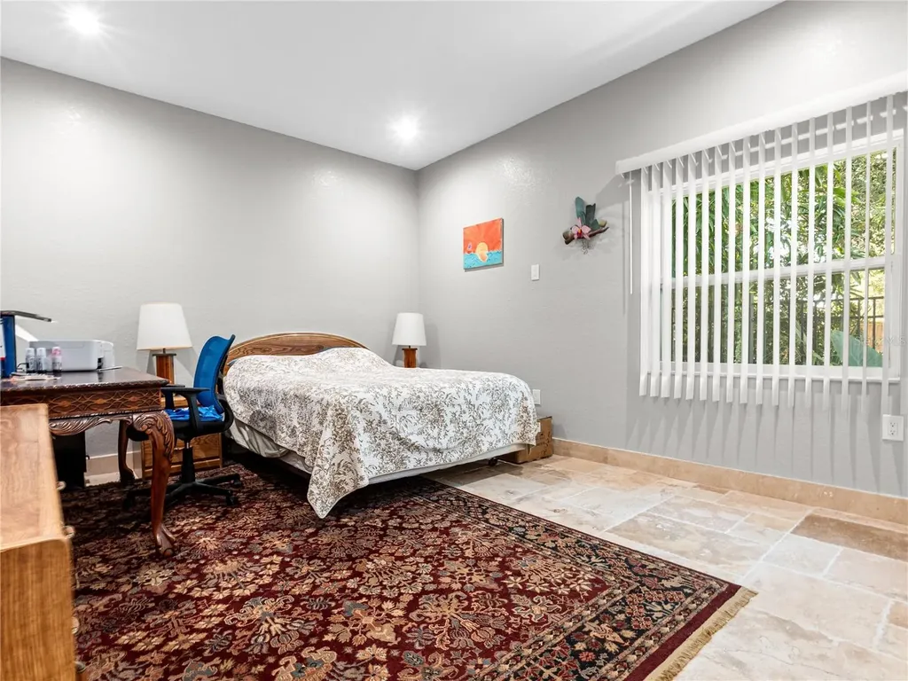 1534 25th Street Sarasota FL 34234