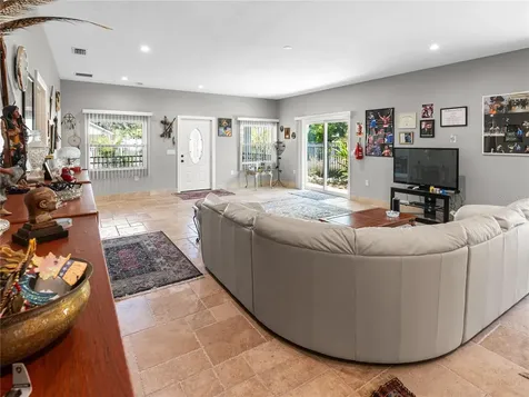 1534 25th Street Sarasota FL 34234