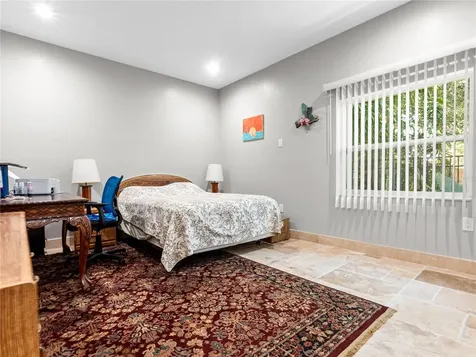 1534 25th Street Sarasota FL 34234
