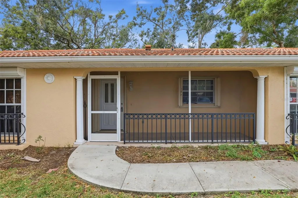 131 49th Court E Palmetto FL 34221