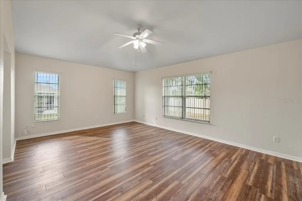 1324 SW 8th Court Cape Coral FL 33991