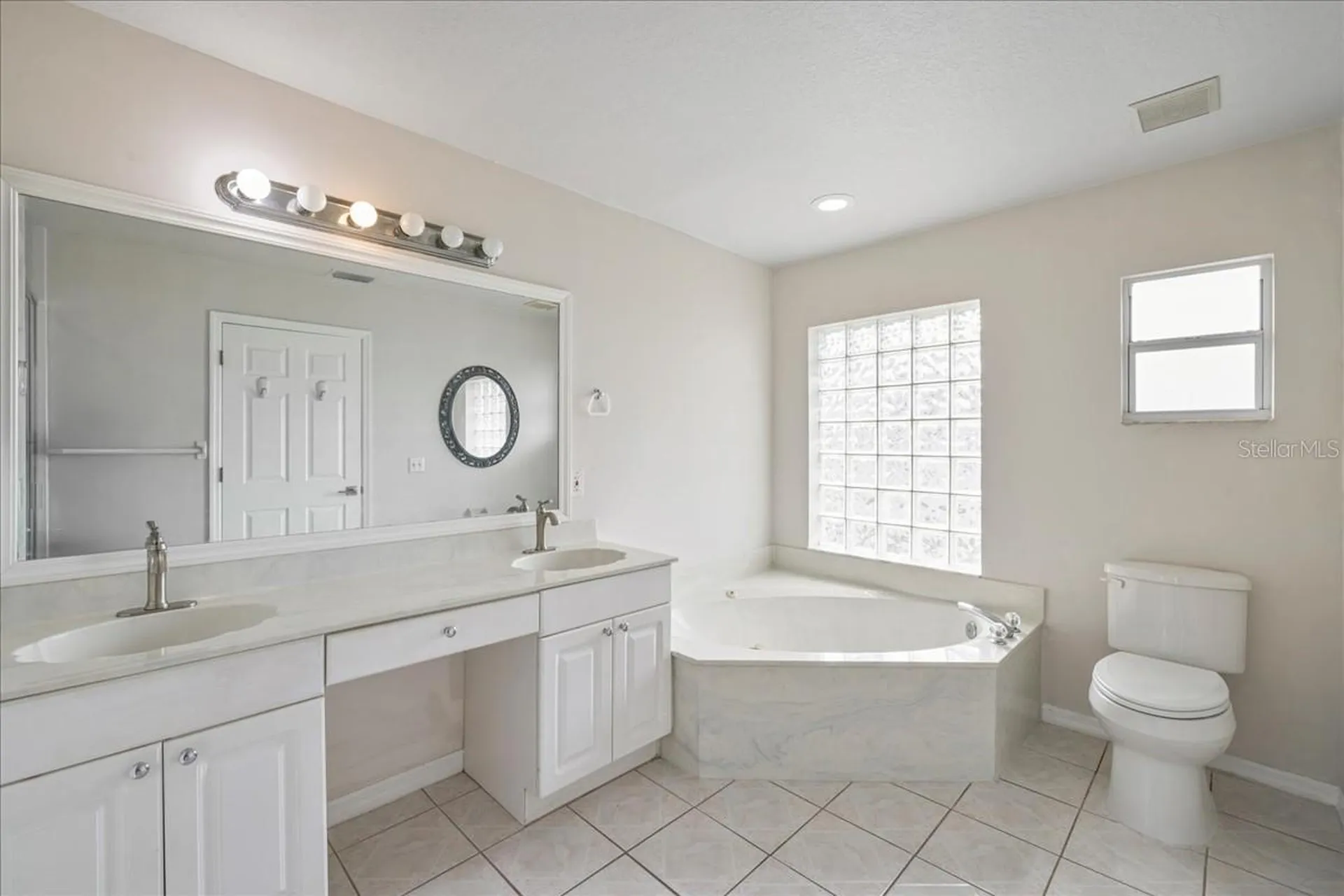 1324 SW 8th Court Cape Coral FL 33991