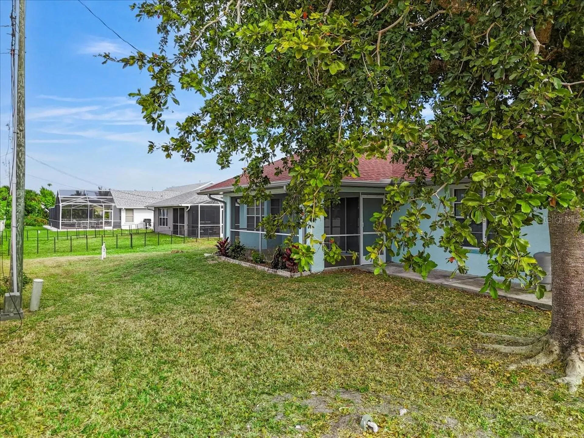 1324 SW 8th Court Cape Coral FL 33991