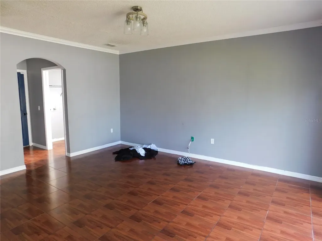 609 Linnet Court Kissimmee FL 34759