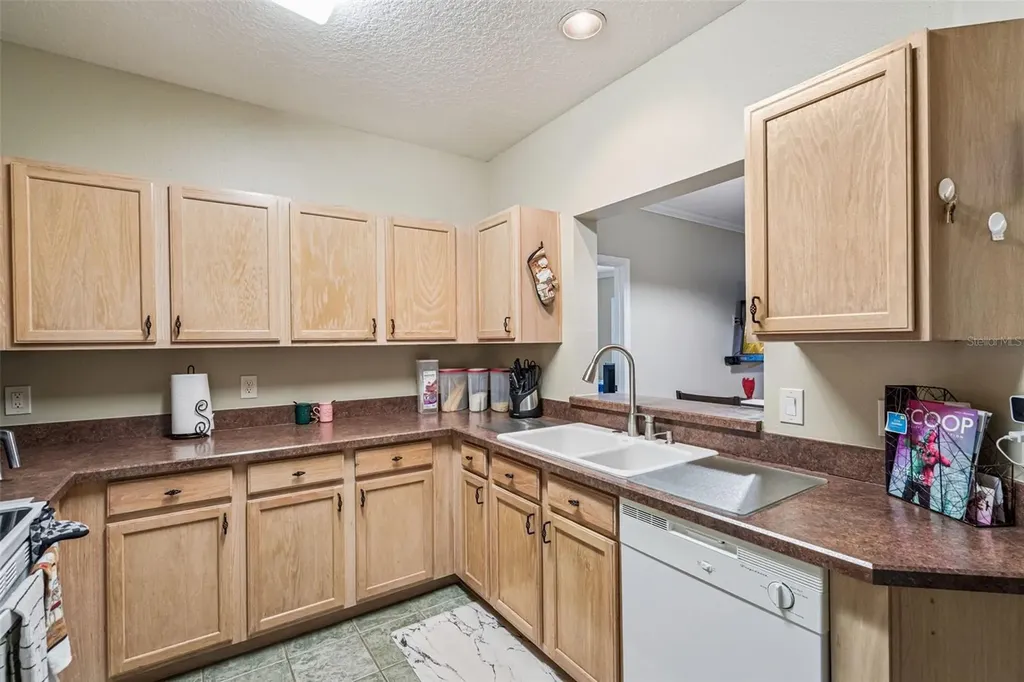 4833 Cypress Woods Drive Orlando FL 32811