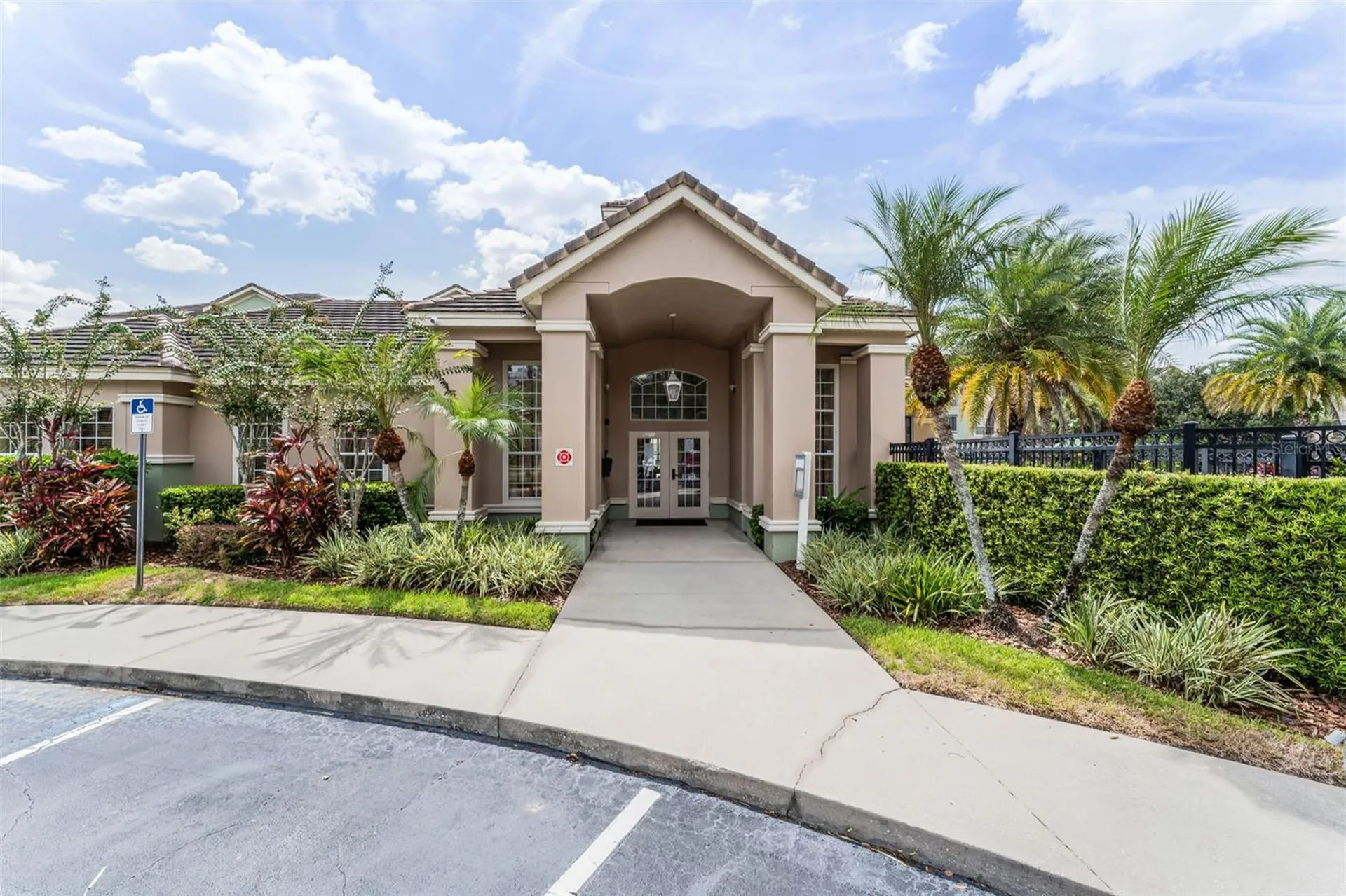 4833 Cypress Woods Drive Orlando FL 32811